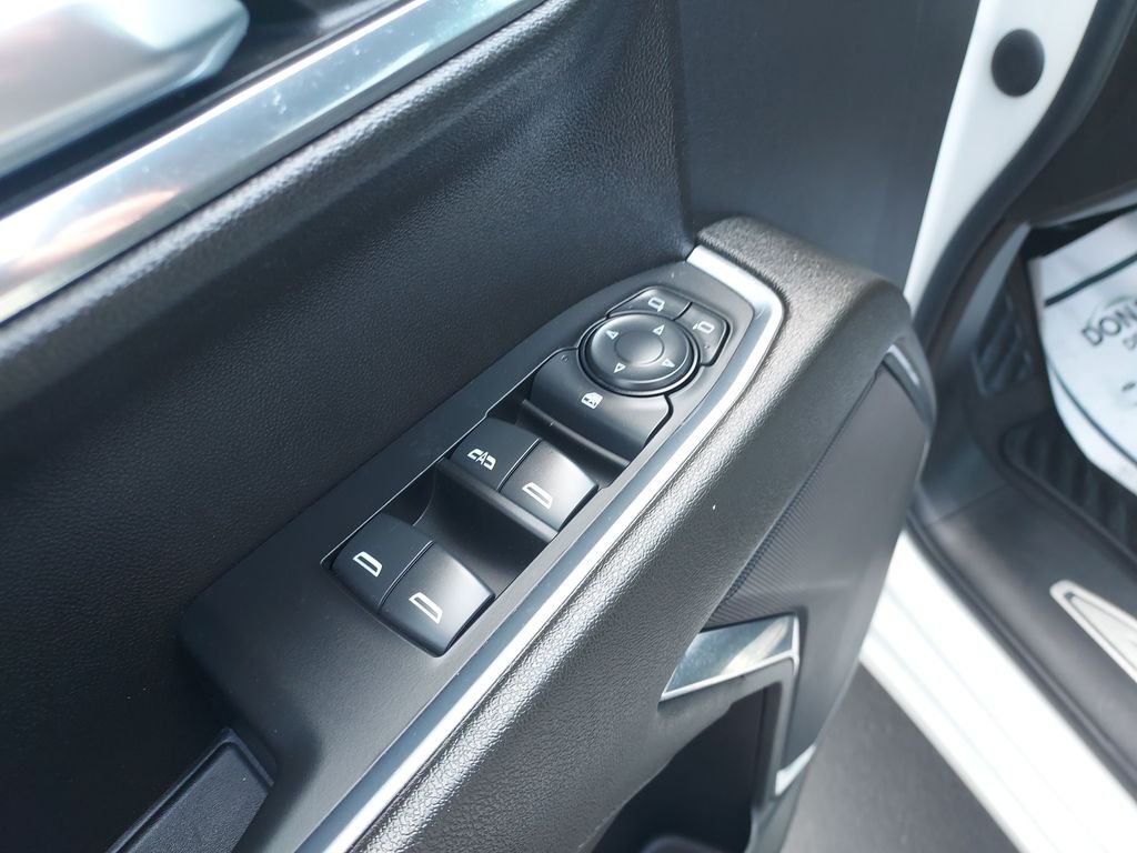 Used 2024 White Chevrolet LT image 11