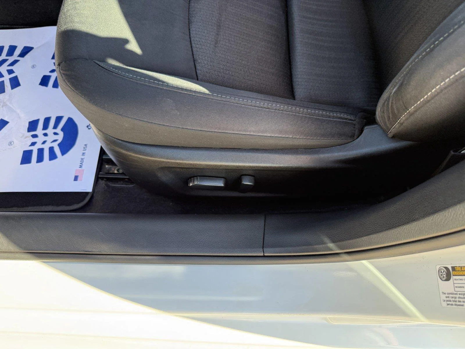 Certified Used 2025 Glacier White Nissan SV image 13