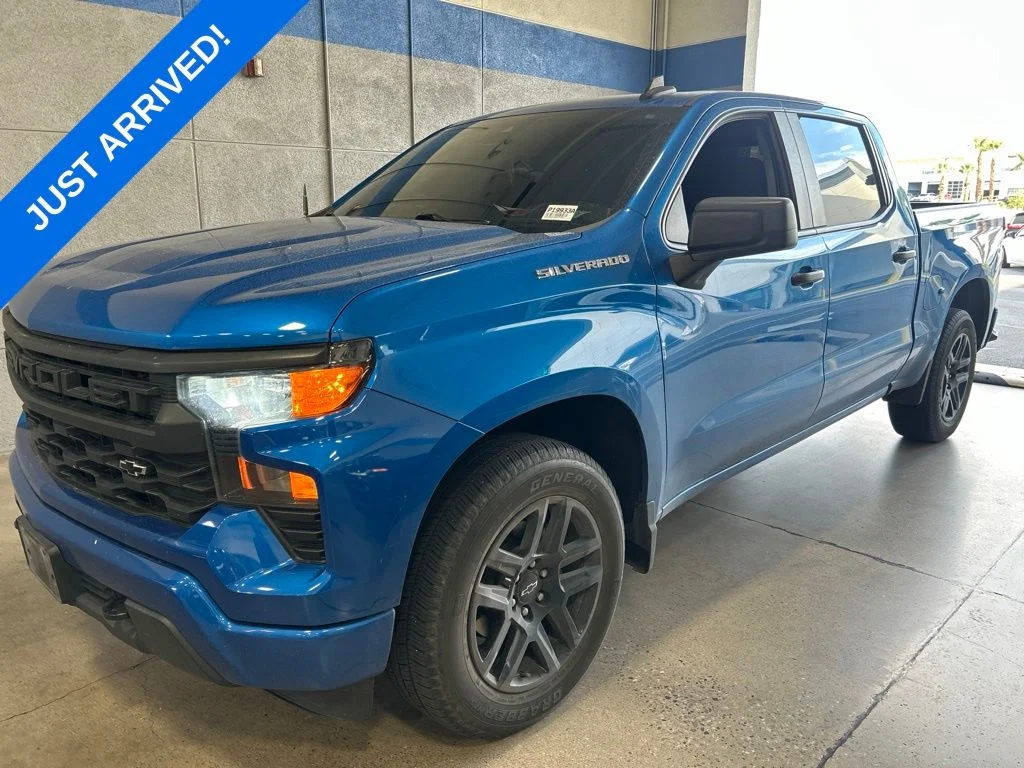 Used 2022 Glacier Blue Metallic Chevrolet Custom image 1