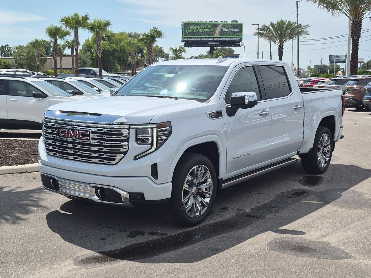 2026 GMC Sierra 1500 Denali - Photo 4
