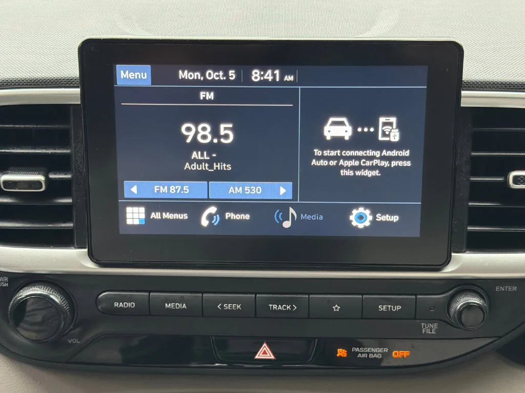 Used 2022 Black Hyundai SEL image 28