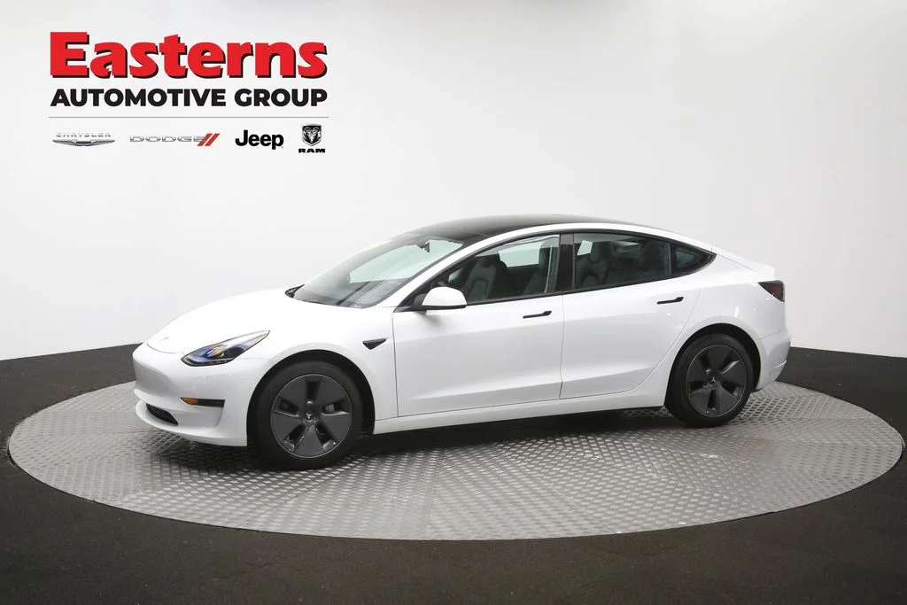 Used 2023 White Tesla Base image 54