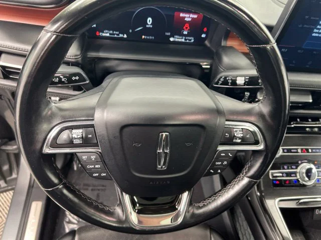 Used 2023 Gray Lincoln Reserve image 21