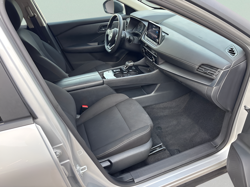 Used 2024 Silver Nissan S image 37
