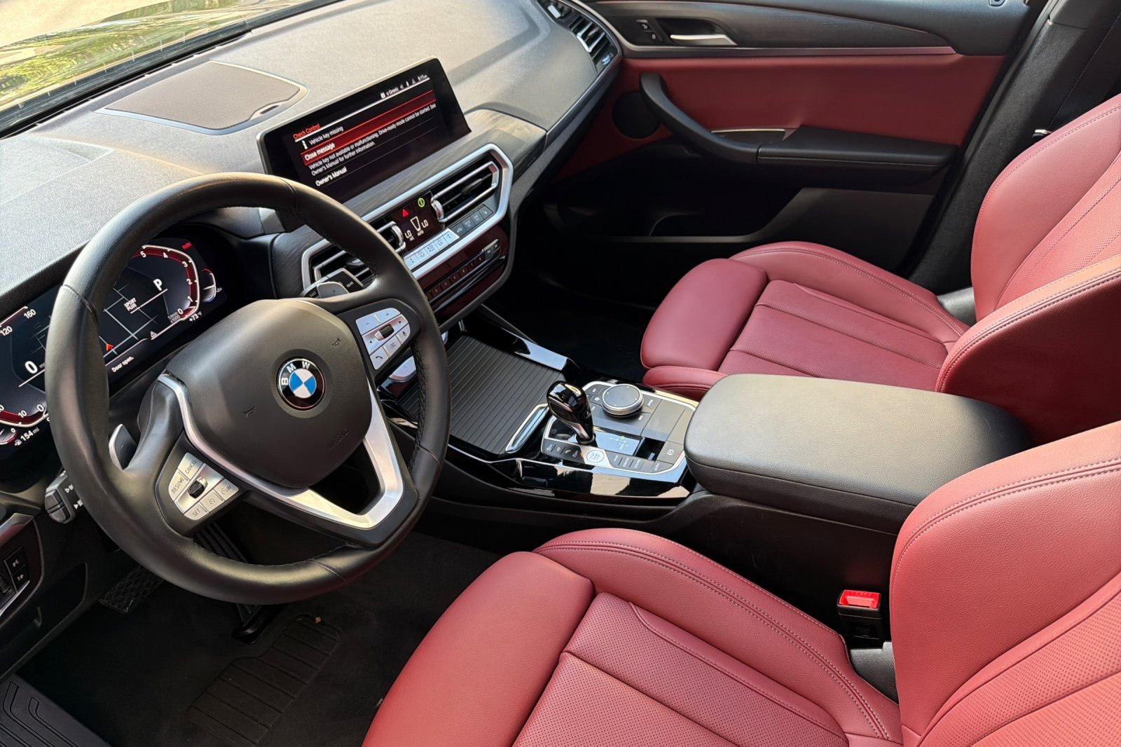 Used 2024 Jet Black BMW sDrive30i image 9