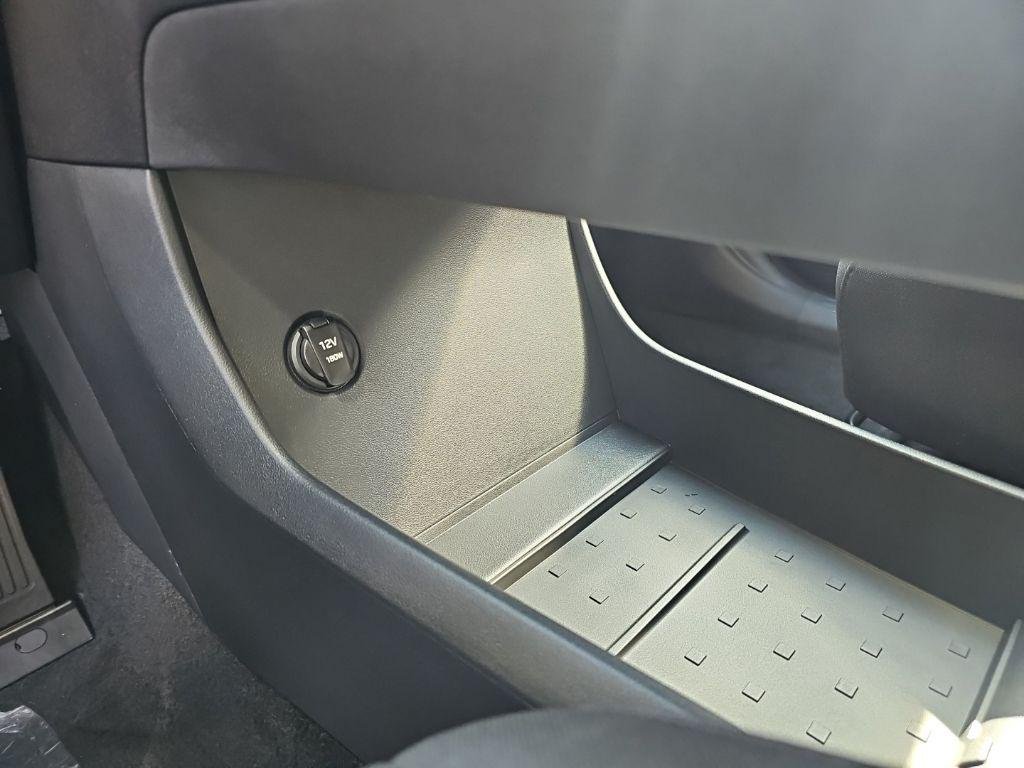 New 2026 Silver Hyundai SE image 22