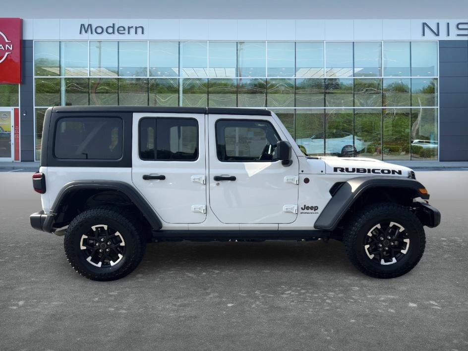 Used 2025 Bright White Clearcoat Jeep Rubicon image 4