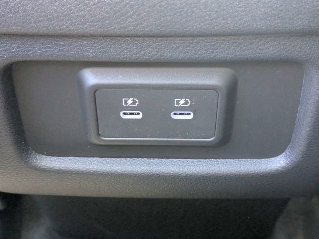 New 2027 2T RAD WHT INFINITI Sport AWD image 15