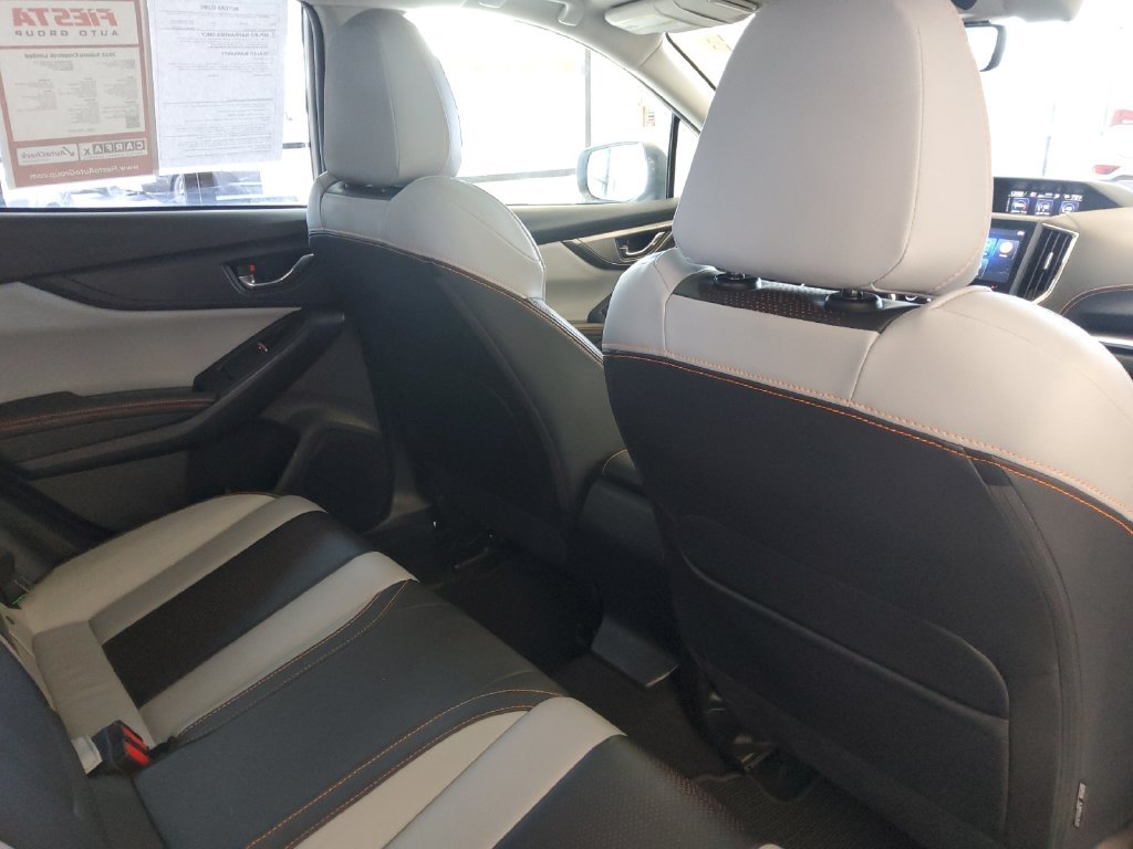 Used 2022 White Subaru Limited image 17