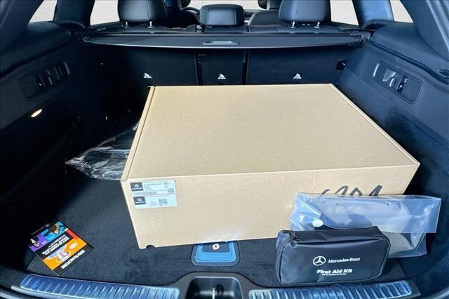 New 2026 Black Mercedes-Benz GLC 300 image 54