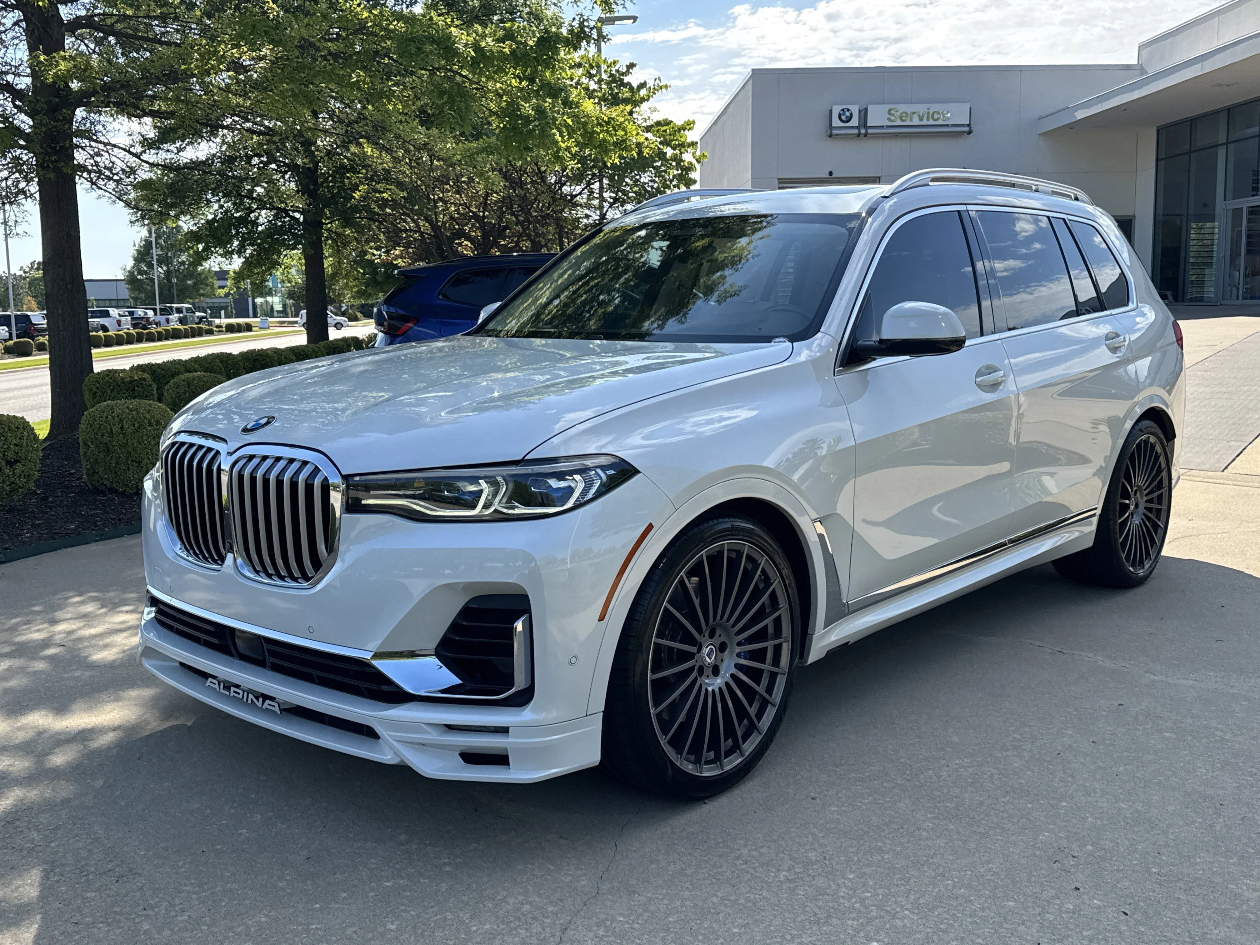 2021 BMW X7 ALPINA XB7's photo