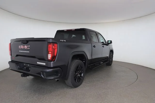 Used 2024 Silver GMC Elevation image 18