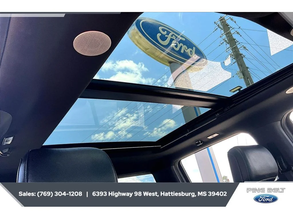 Certified Used 2021 Agate Black Metallic Ford LARIAT image 17