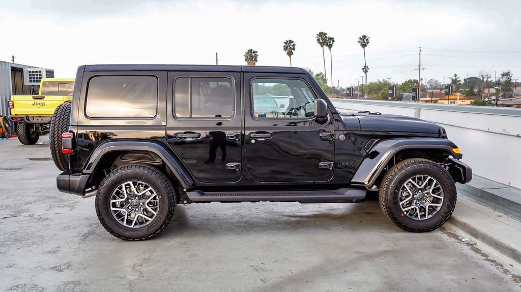 New 2026 Black Clearcoat Jeep Sahara image 13