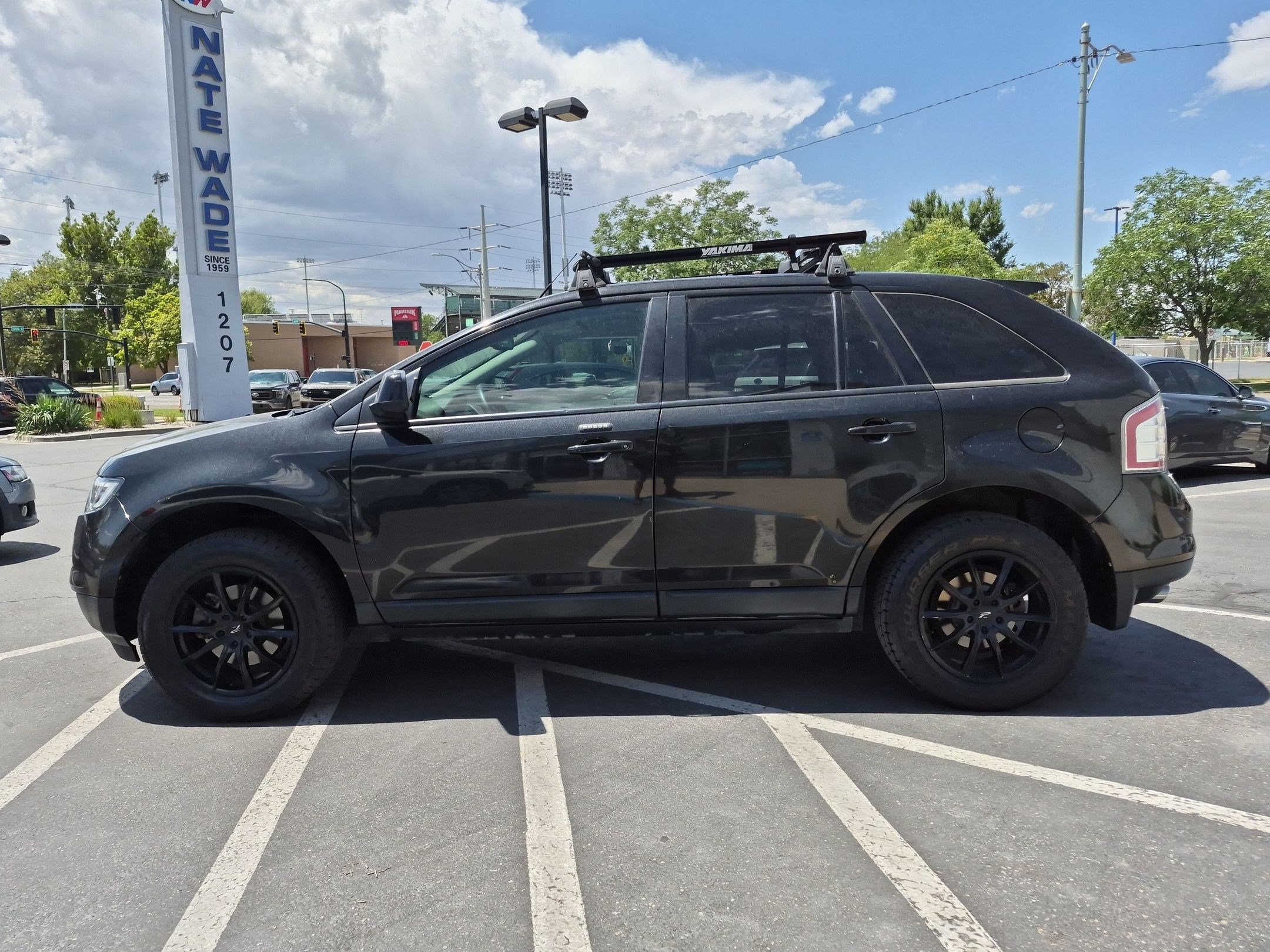 Used 2010 Black Ford SEL image 7