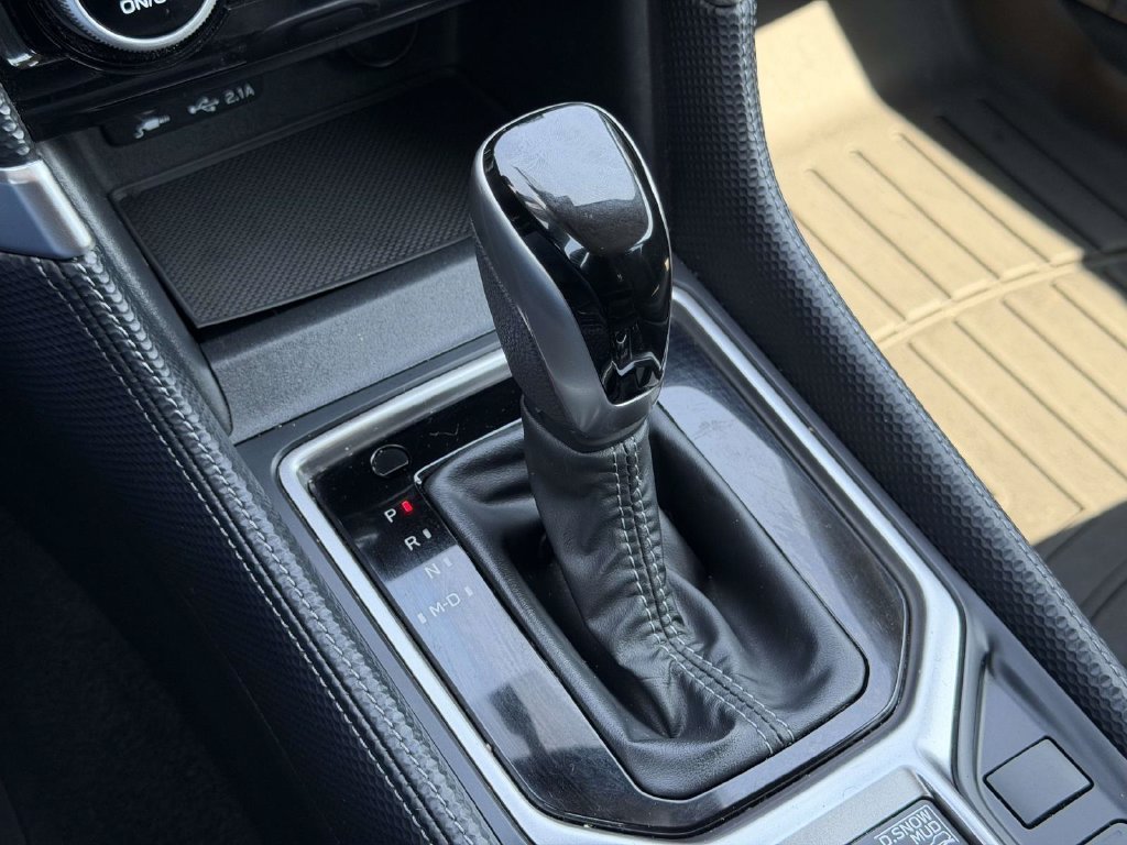 Used 2021 Gray Subaru Limited image 6