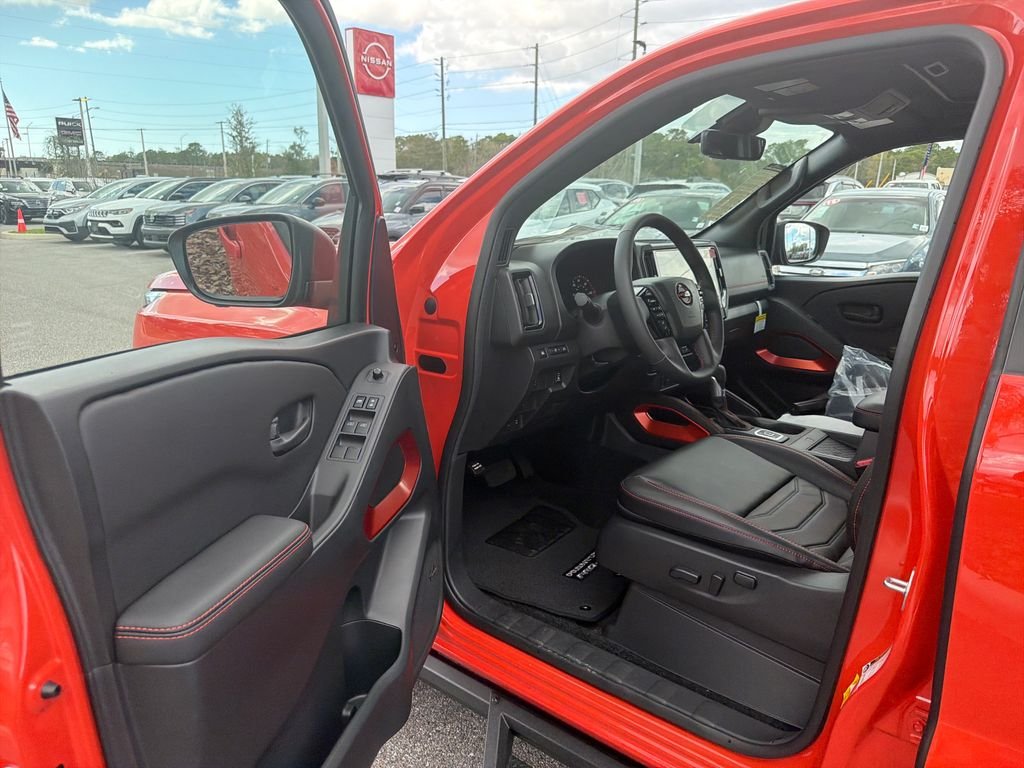 New 2026 Nissan Frontier PRO-4X 4D Crew Cab