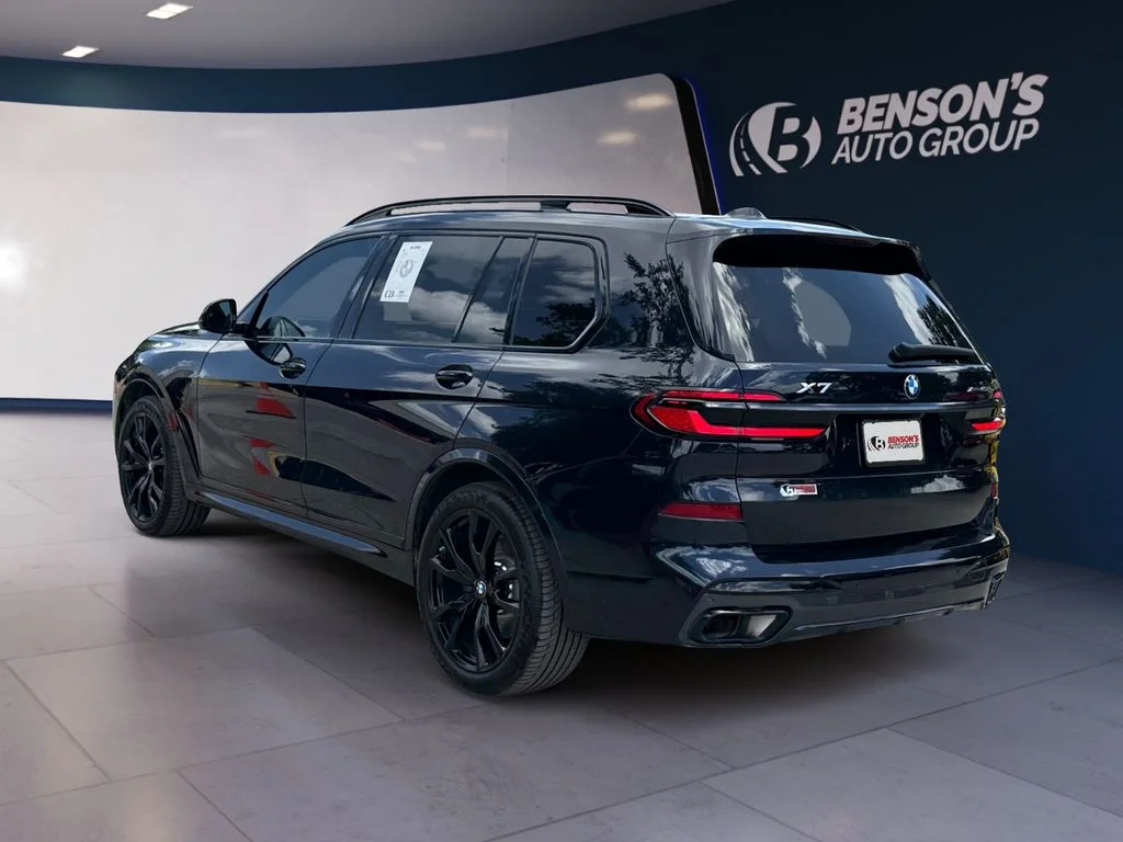 Used 2024 Black BMW xDrive40i image 3