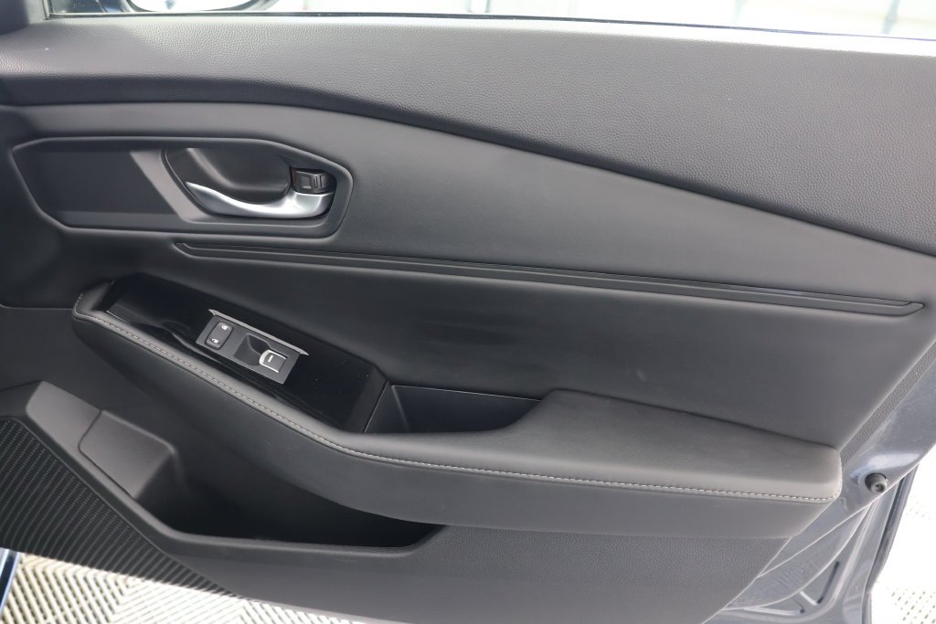 Used 2024  Honda Touring image 29