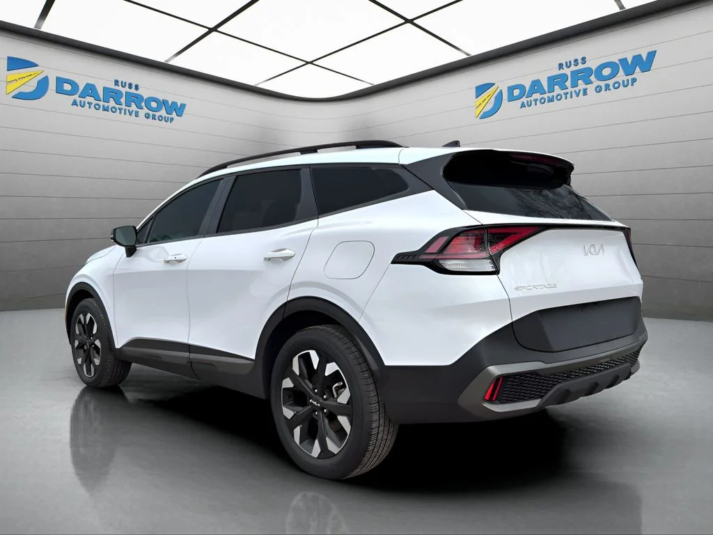 Used 2023 White Kia X-Line image 3