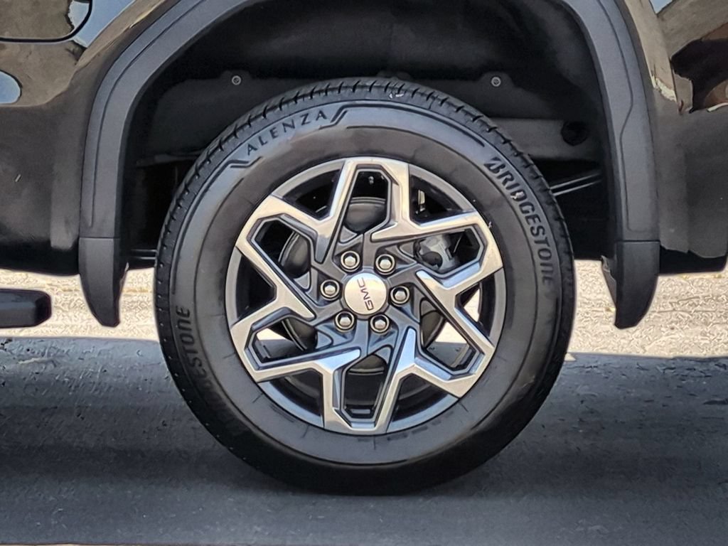 New 2026 Onyx Black GMC SLT image 34