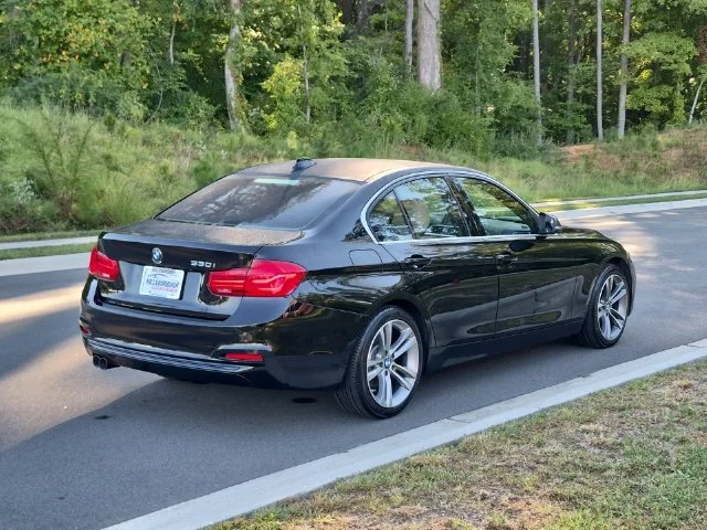Used 2018 Black BMW 330i image 13