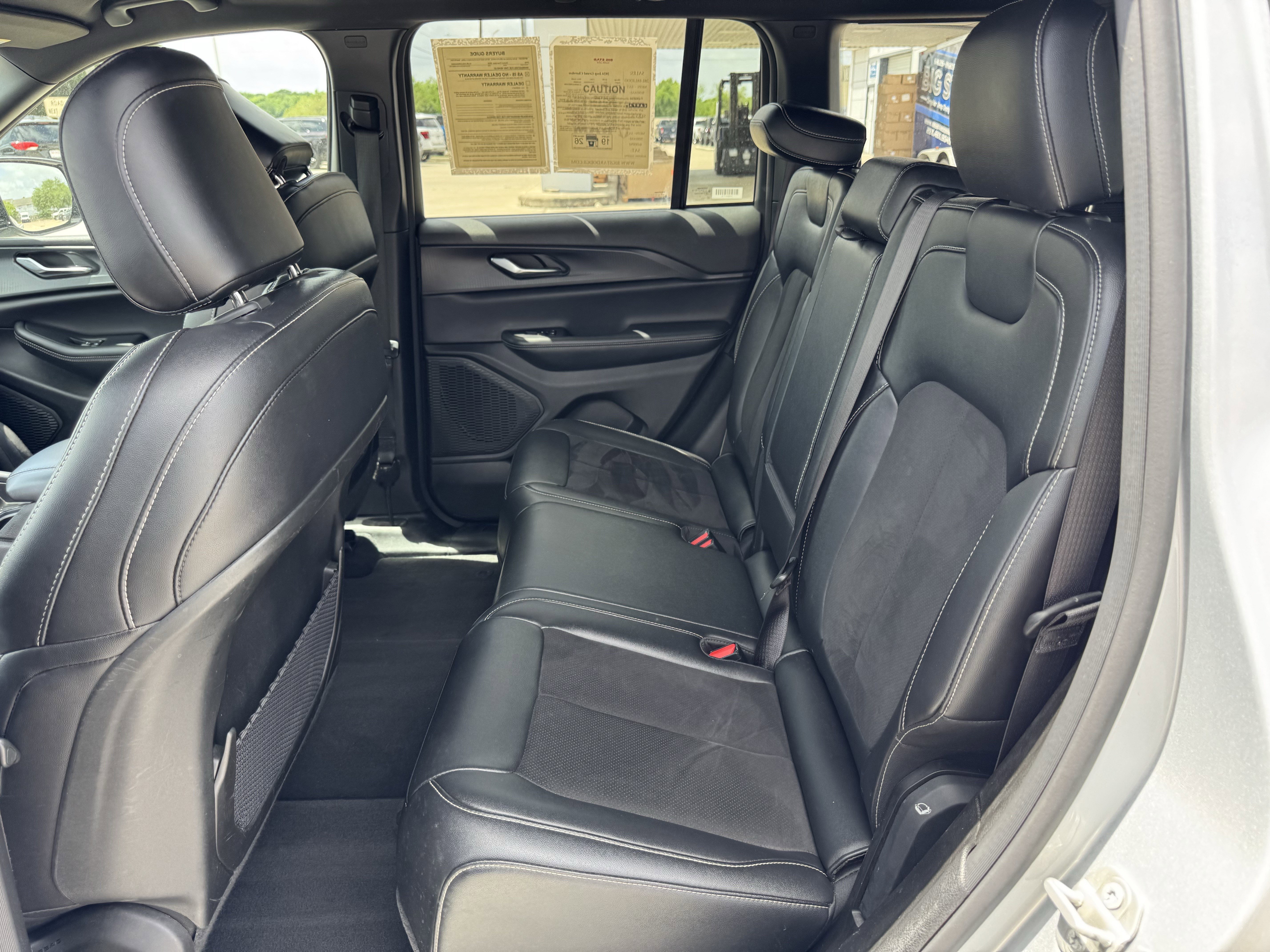Certified Used 2024 Silver Zynith Jeep Altitude image 27