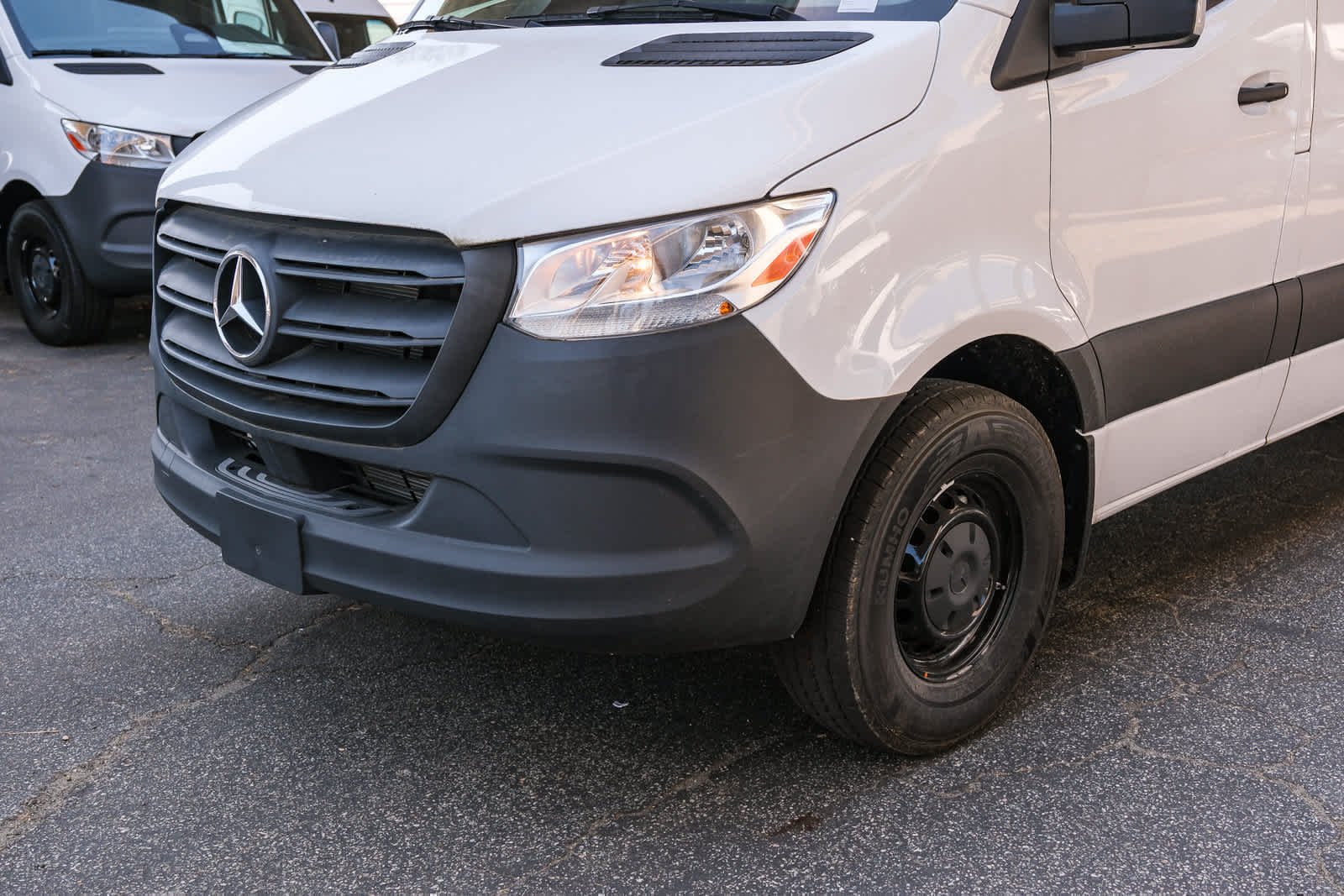 New 2025 Arctic+White Mercedes-Benz Cargo 144 WB  RWD 2.0L 4-Cylinder image 11