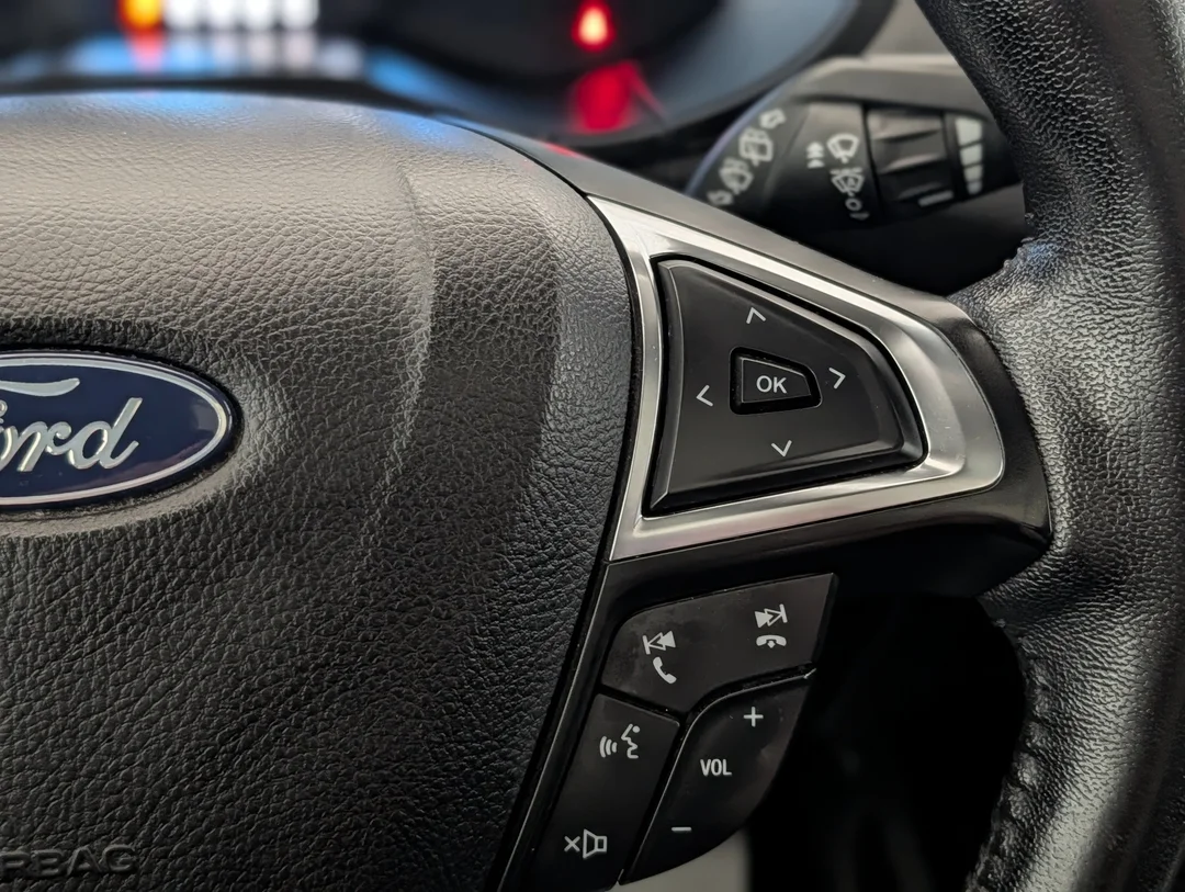 Used 2022 Grey Ford Titanium - AWD - Leather Seats - Parking Sensors - Blind Spot Monitor & More! image 18