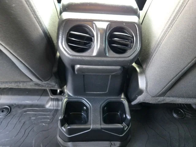 Used 2022 Black Jeep Willys image 15