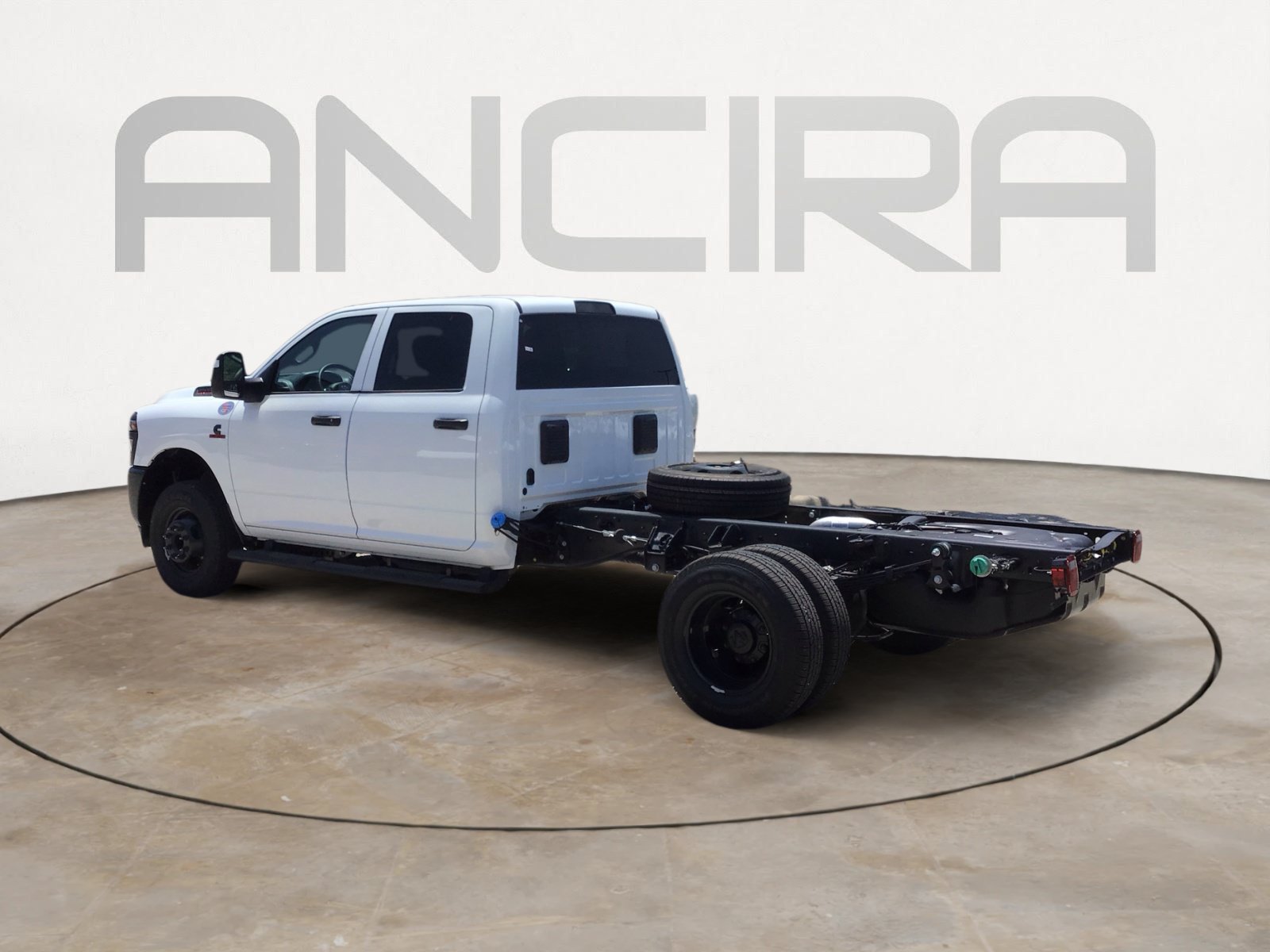 New 2026 Bright White Clearcoat RAM Tradesman image 8