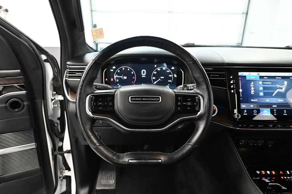 Used 2022 White Jeep Series II image 21