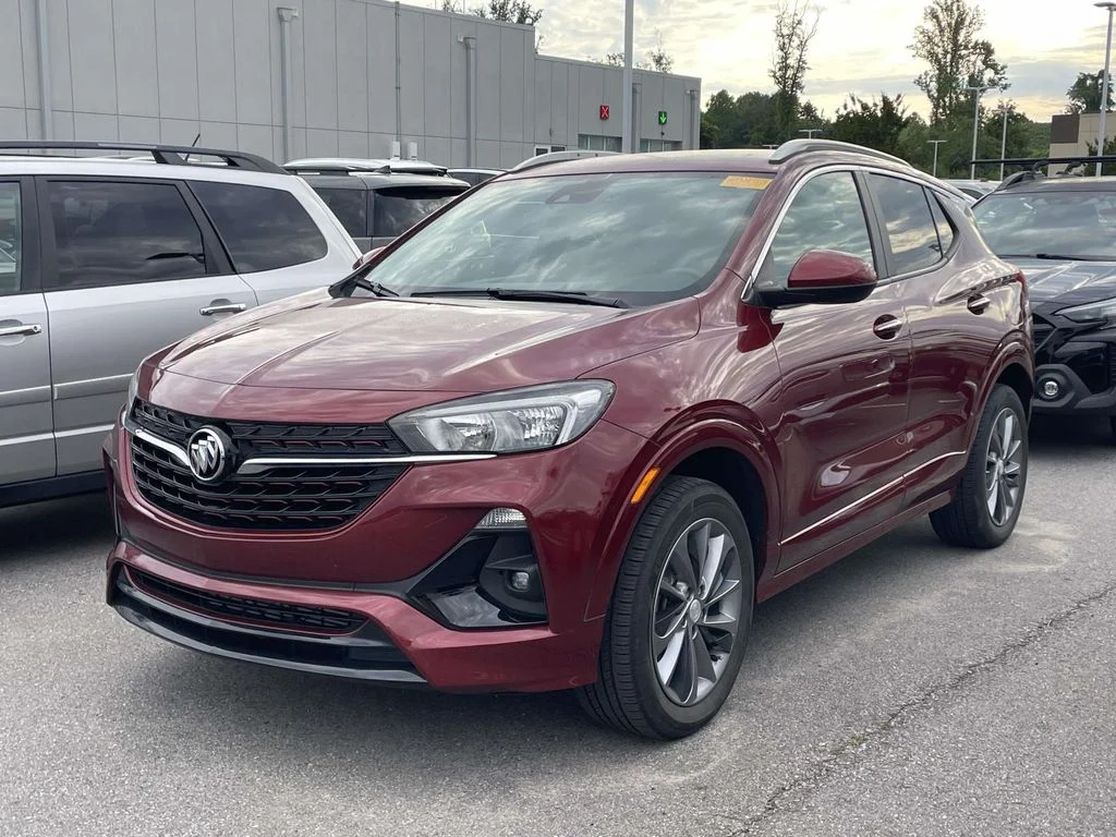 Used 2023 Cinnabar Metallic Buick Select image 2