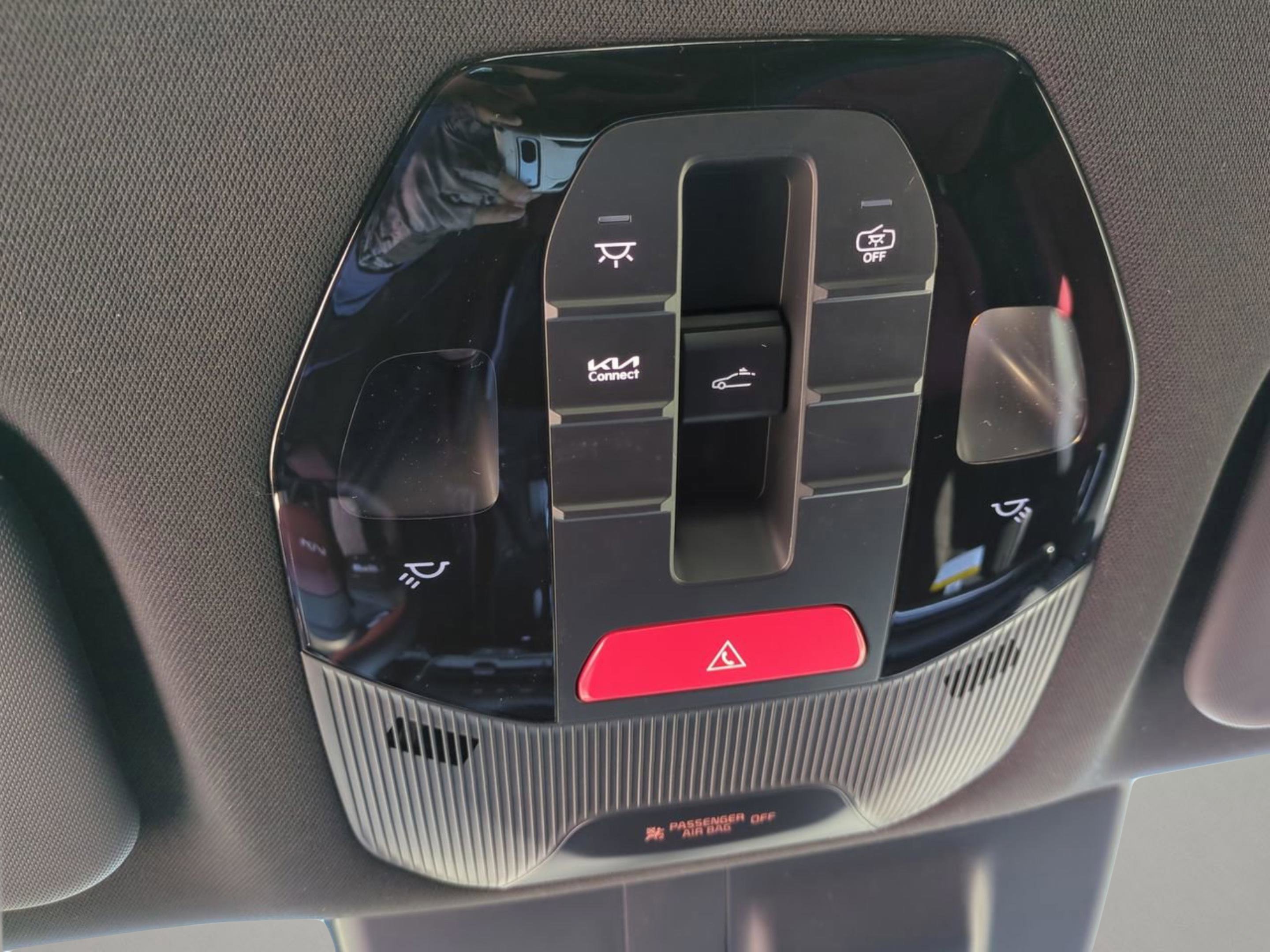 New 2026 Interstellar Gray Kia GT-Line image 32