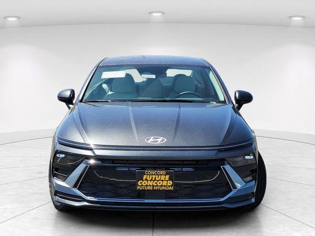 New 2026 Gray Hyundai SE image 3