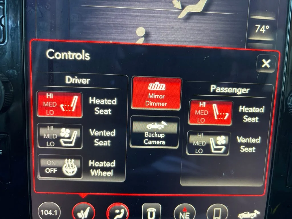 Used 2019 Black Ram Laramie image 25