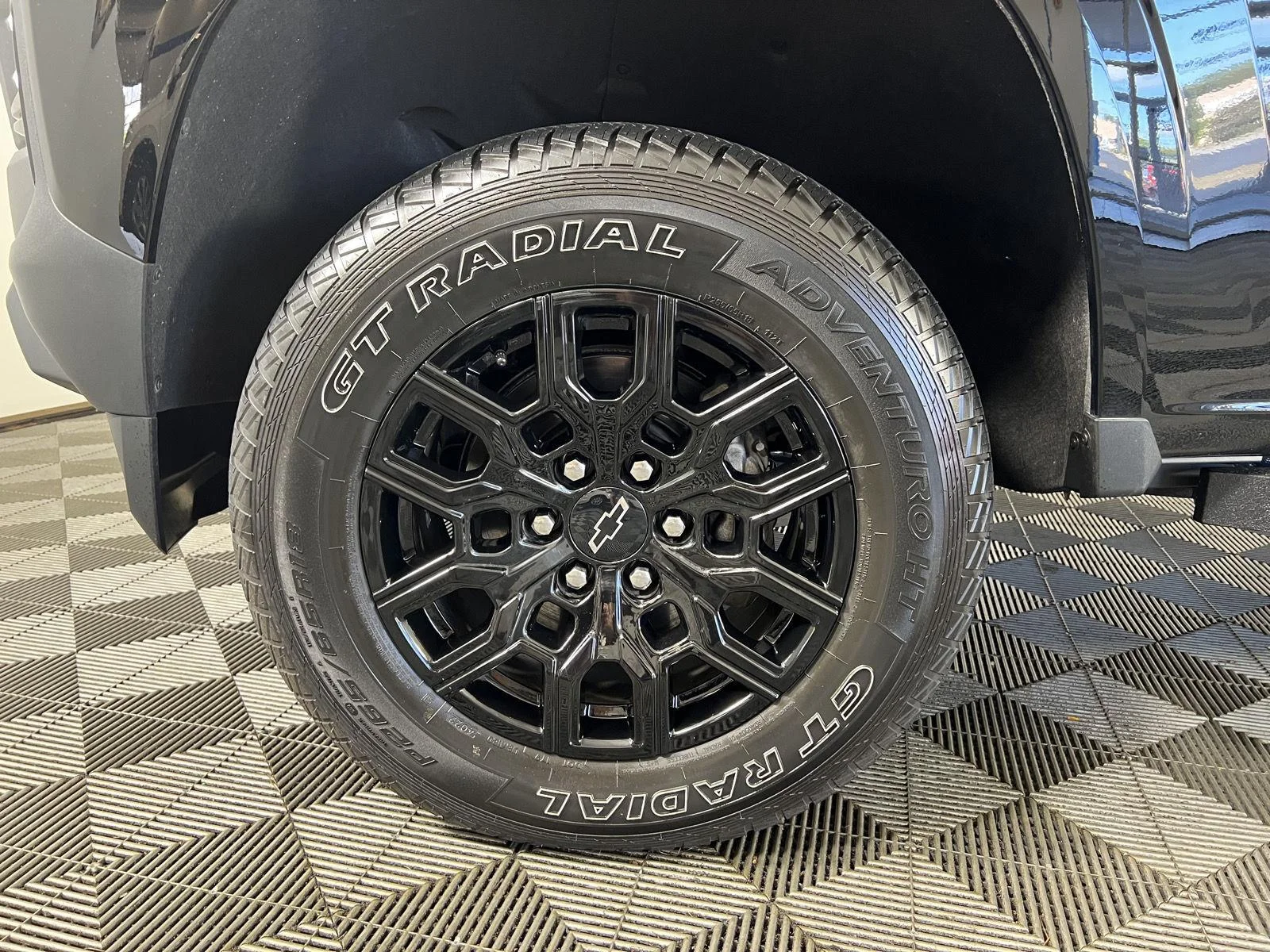Used 2025 Black Chevrolet WT/LT image 29