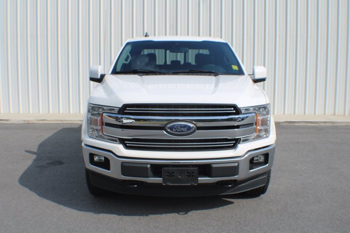 Used 2020 OXFORD WHITE Ford LARIAT image 17