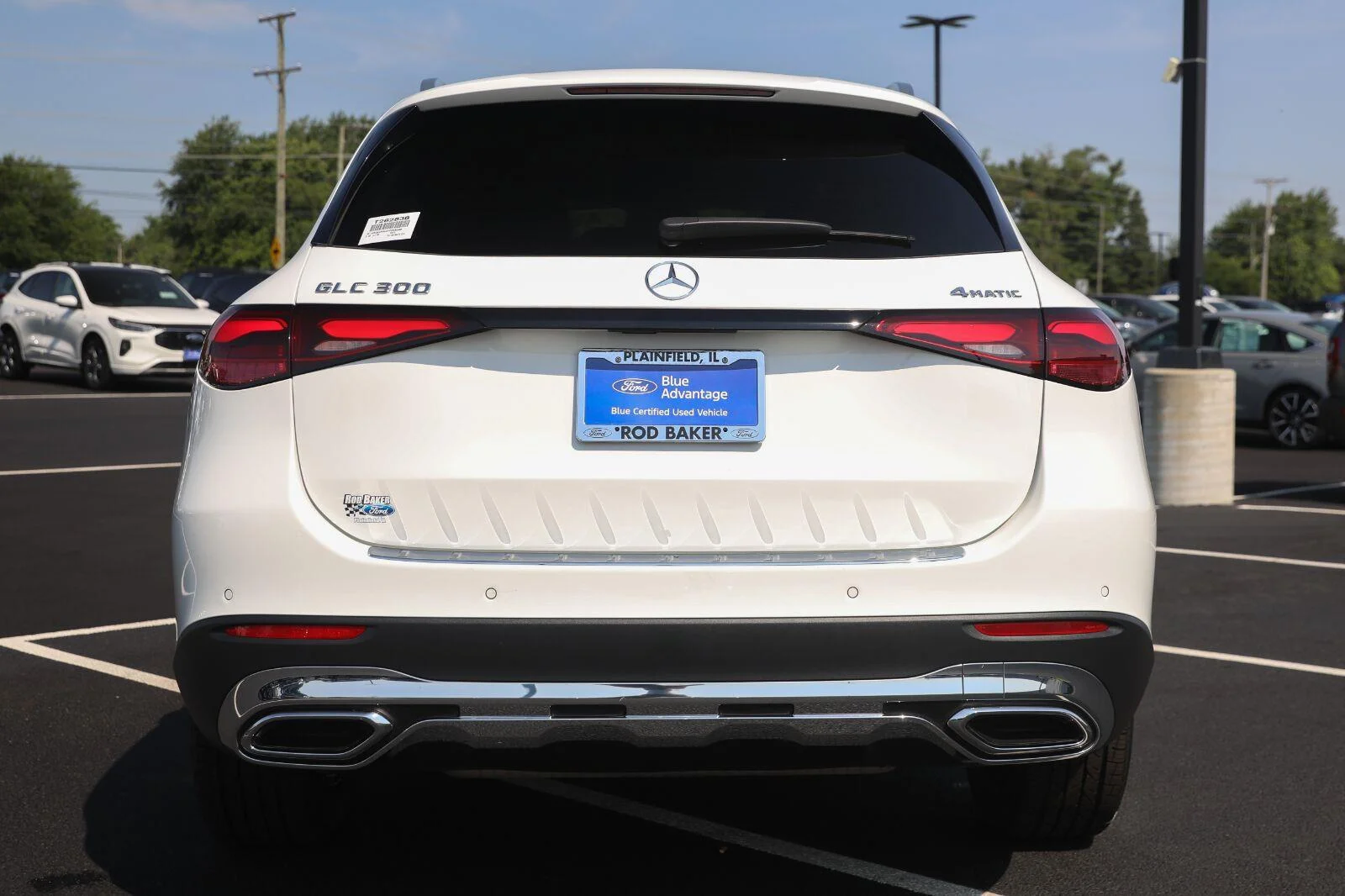 Used 2023 Polar White Mercedes-Benz GLC 300 image 15
