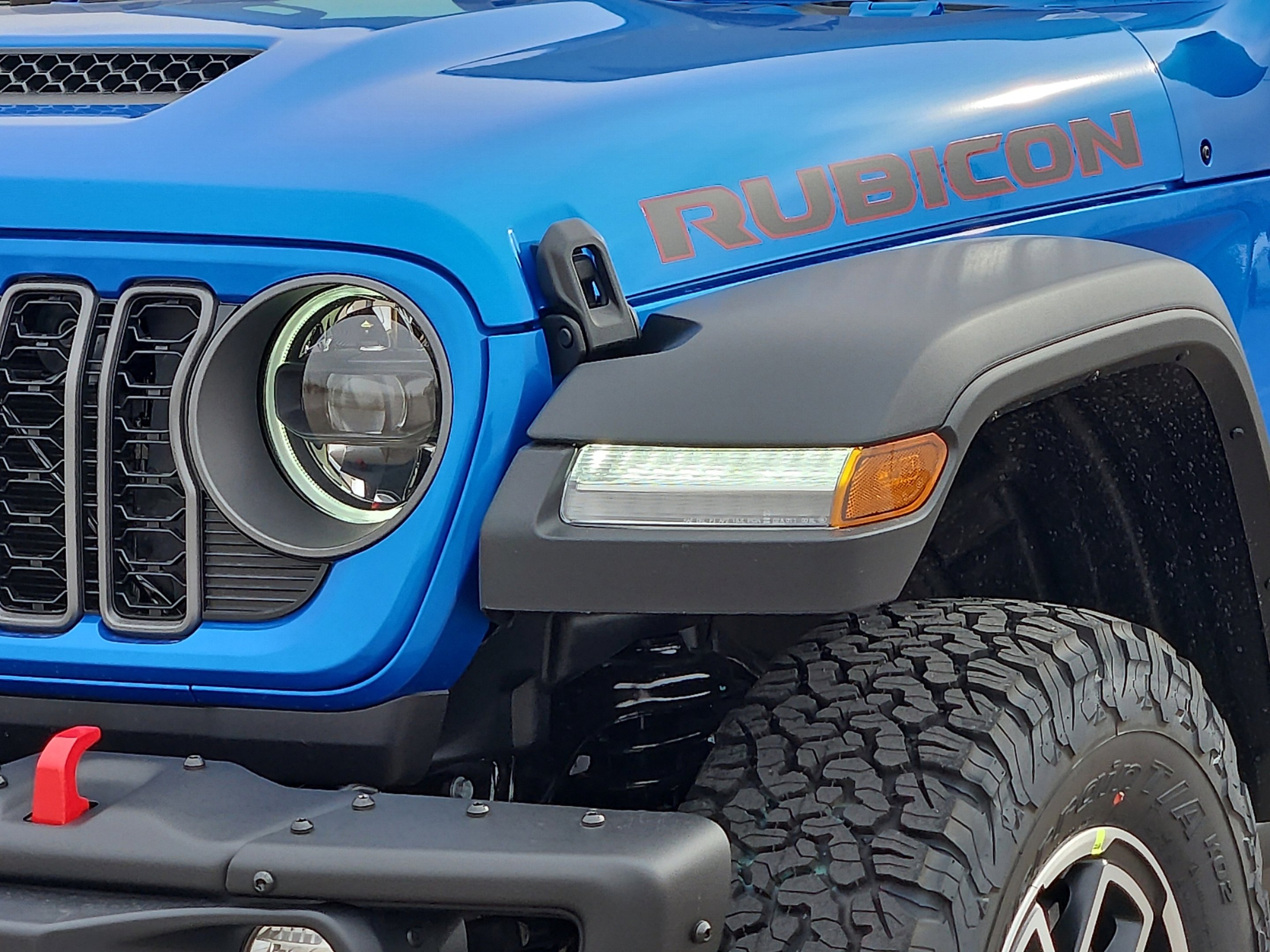 New 2026 Hydro Blue Pearlcoat Jeep Rubicon image 8