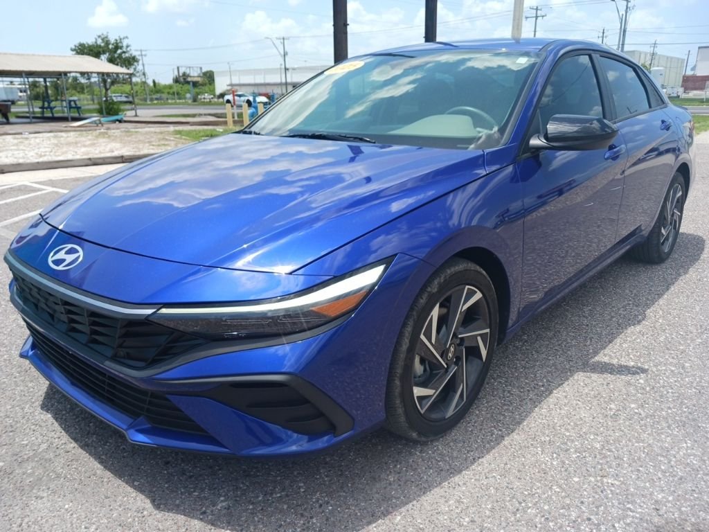 Used 2025 Blue Hyundai SEL Sport image 7