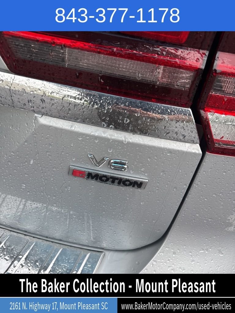 Used 2019 Reflex Silver Metallic Volkswagen 3.6L V6 SE image 7