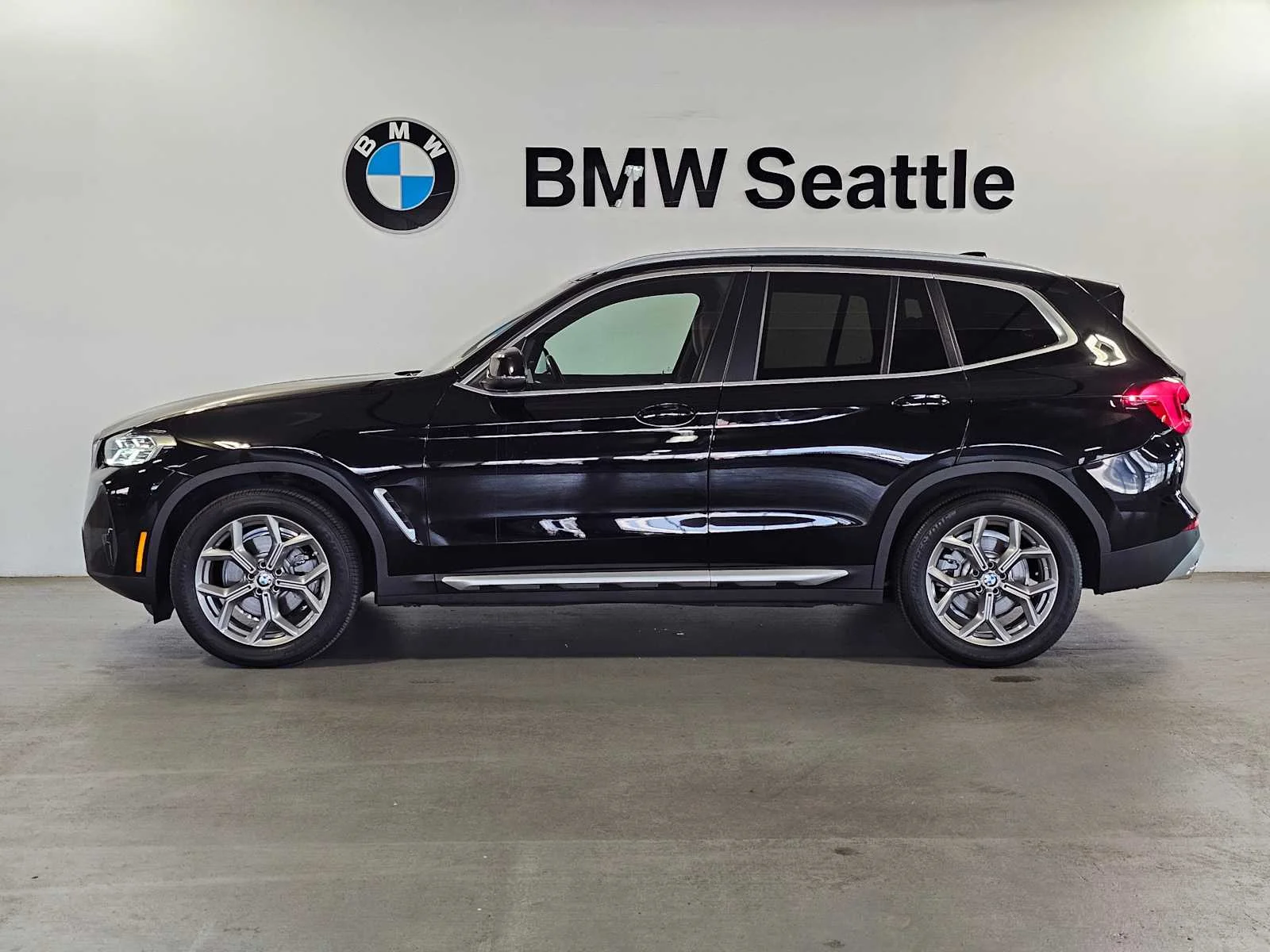 2023 BMW X3 30i - Photo 3