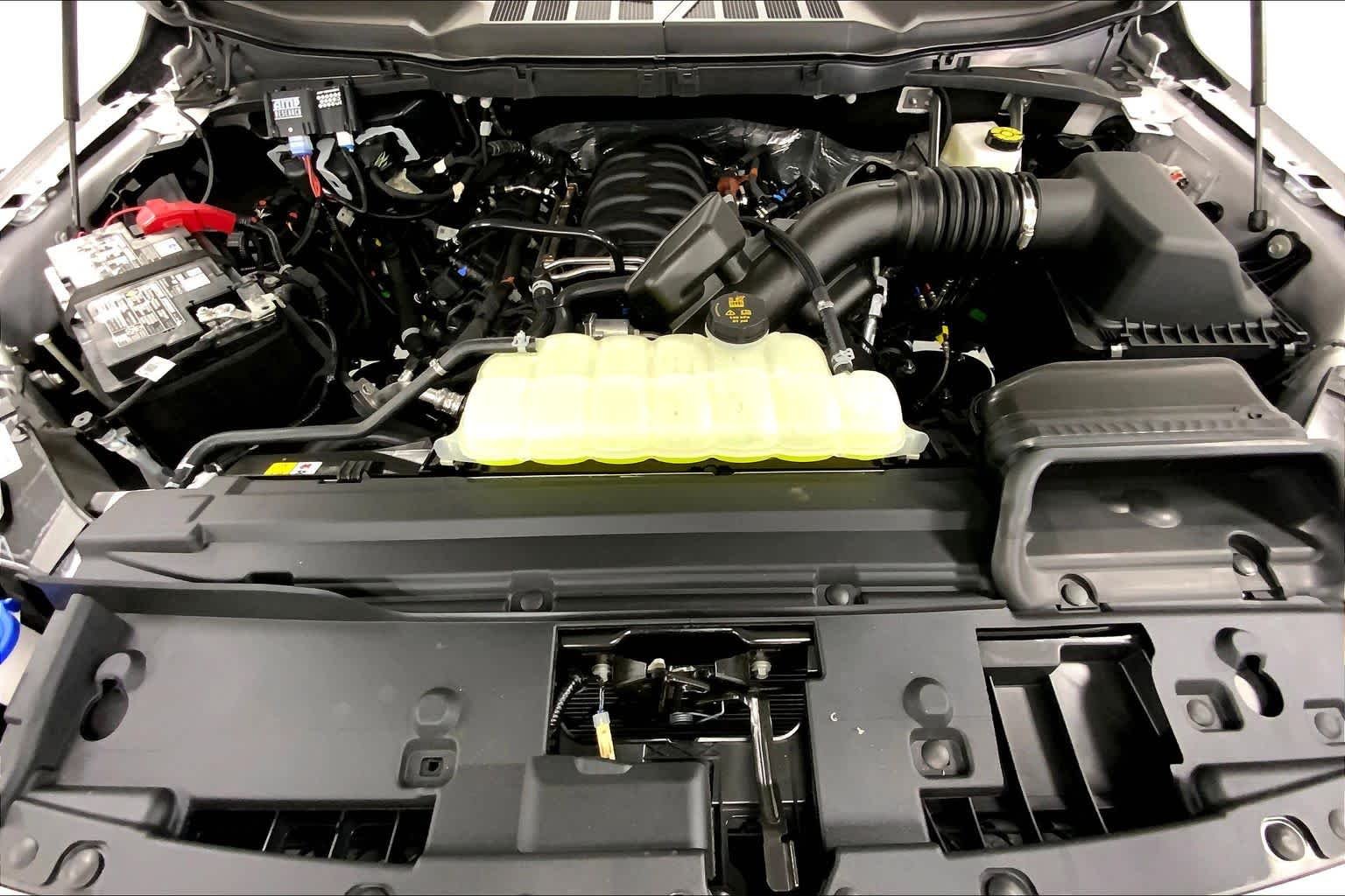 New 2026 Avalanche Ford XLT image 15