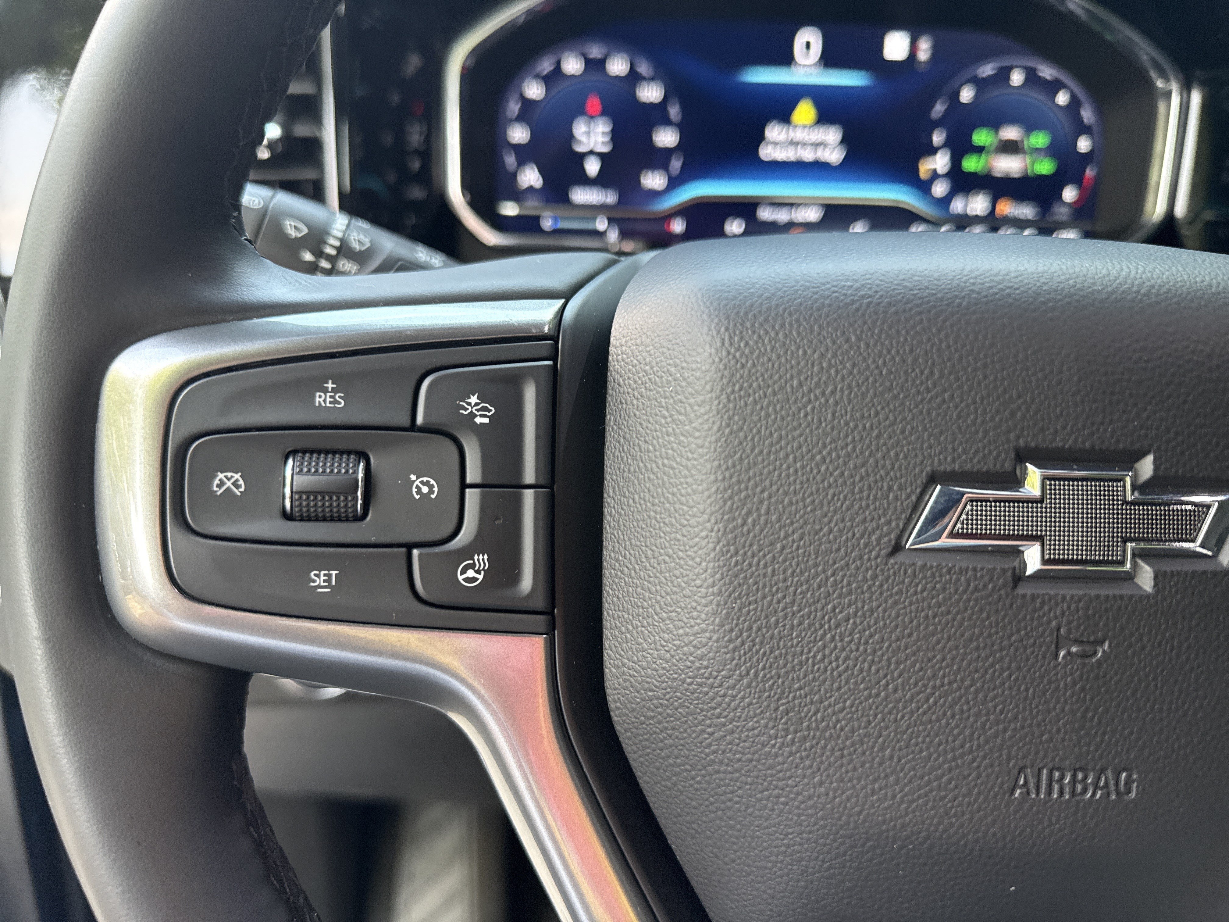 Used 2025 Lakeshore Blue Metallic Chevrolet LT image 25