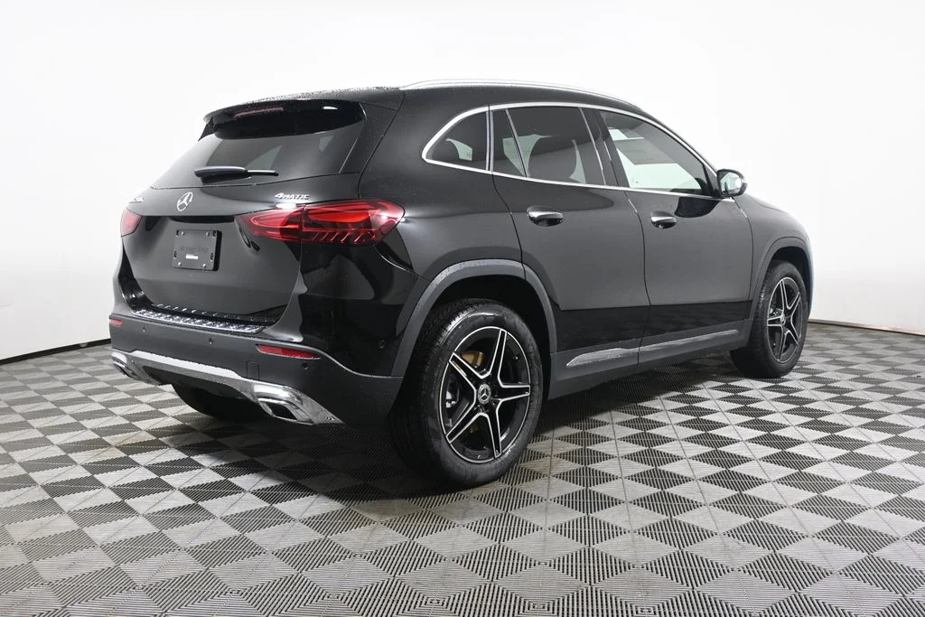 New 2026 Black Mercedes-Benz GLA 250 image 7
