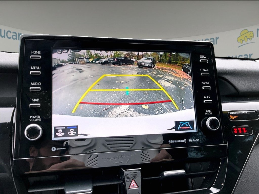 Used 2022 Ice Toyota XSE image 19