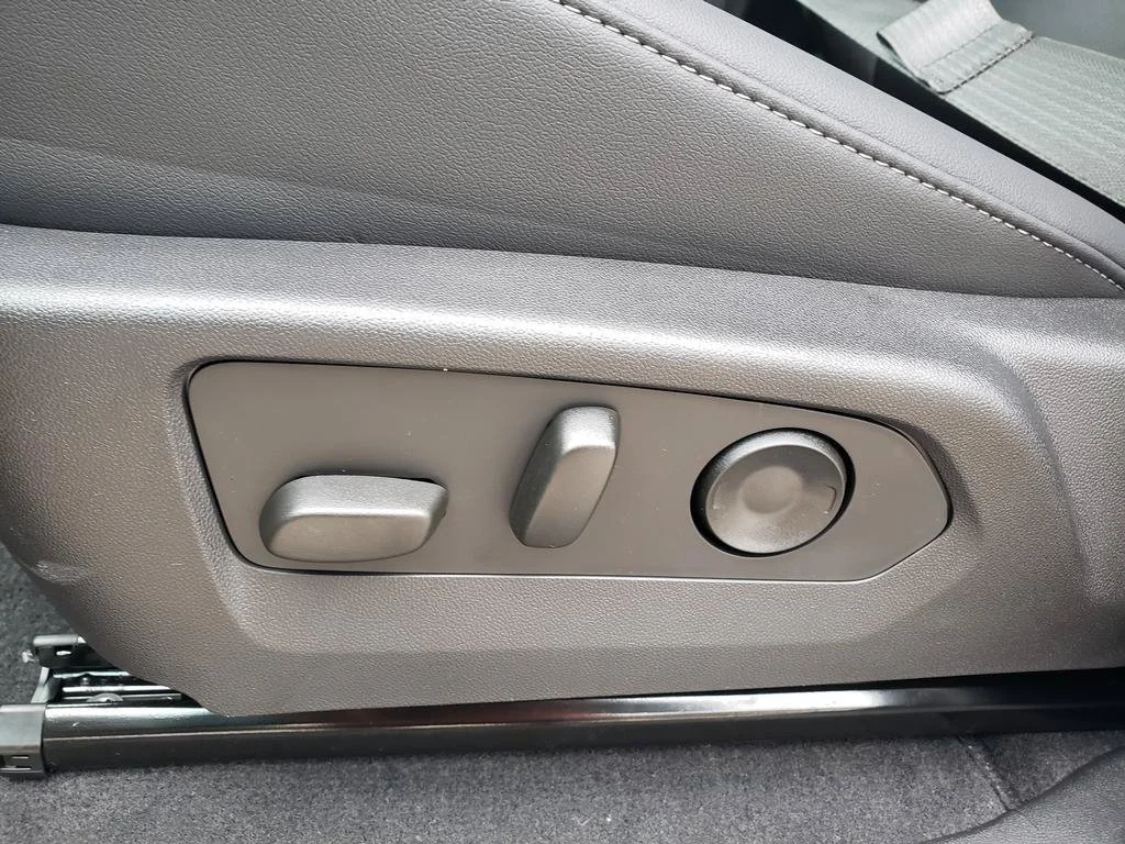 2026 Chevrolet Colorado LT - Photo 27