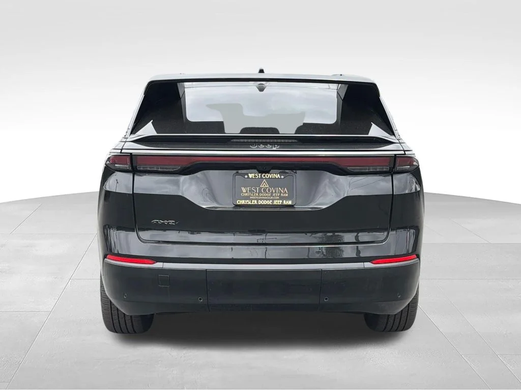 2025 Jeep Wagoneer S Limited - Photo 4