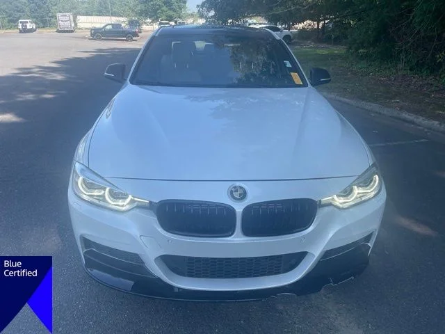 Used 2018 White BMW 330e iPerformance image 8